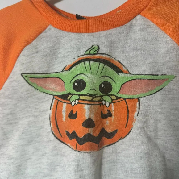 Star Wars sweatshirt special Halloween edition Sz 12 Months - Picture 2 of 6
